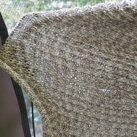 Line & Dot Sweater - Picture 3 of 6